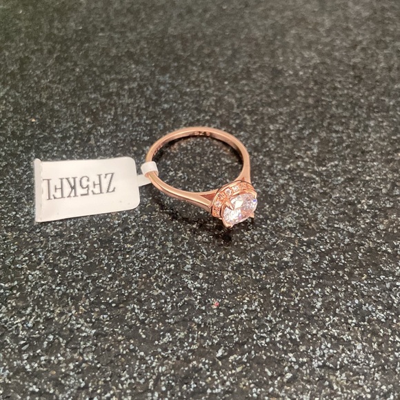 Super Sparkly S925 rose gold ring size 5 - Picture 8 of 10